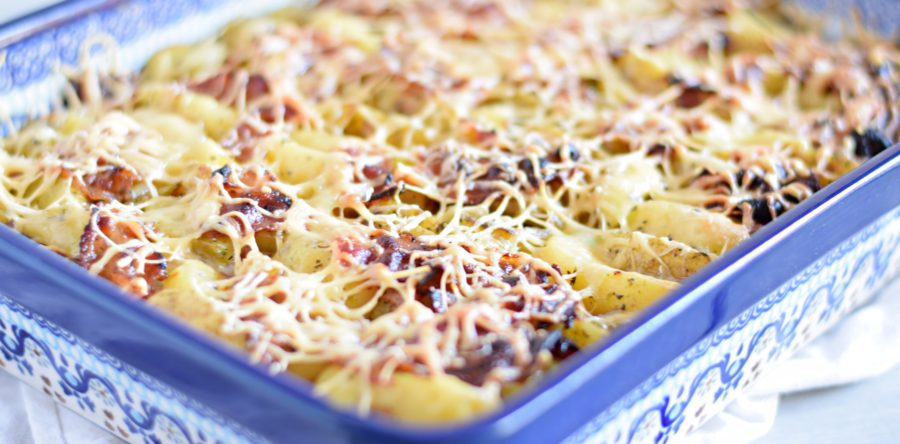 Aardappelschotel met gehakt