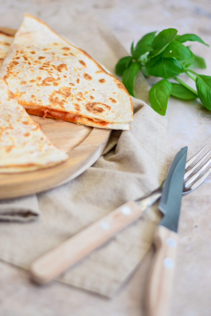 pizza quesadilla