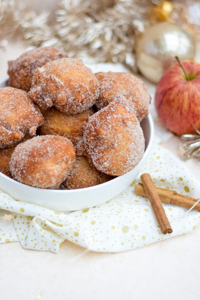 Appel kaneel oliebollen