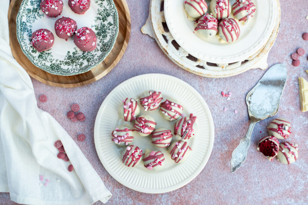 Red velvet bonbons