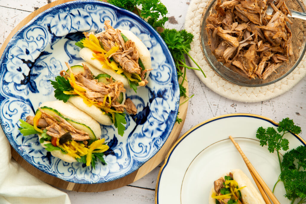 Bao bun pulled pork