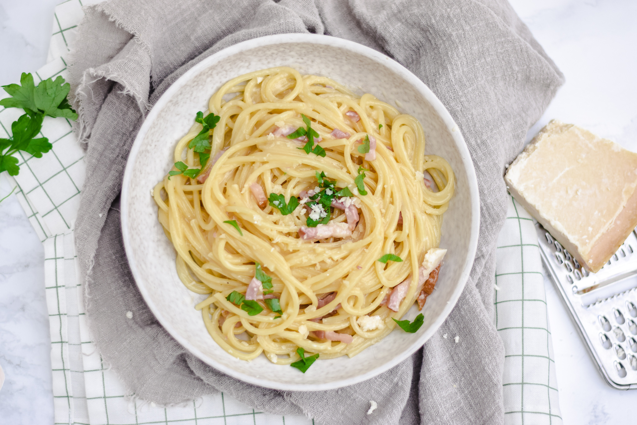 spaghetti carbonara spaghetti carbonara