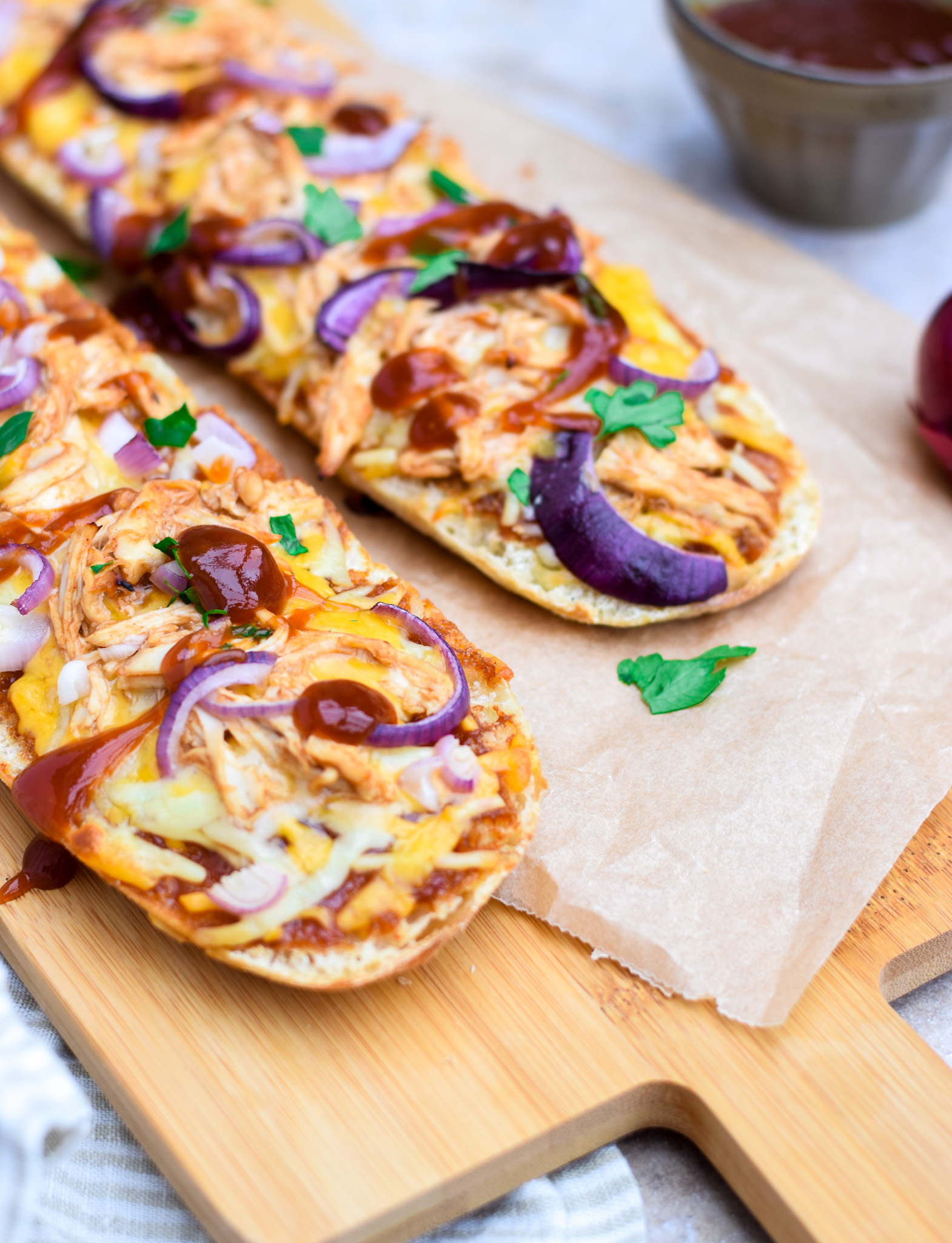 stokbrood met pulled chicken