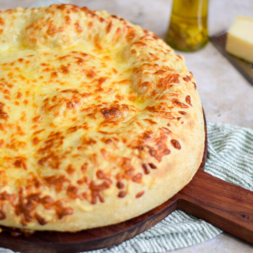 Cheesy bread met knoflookolie