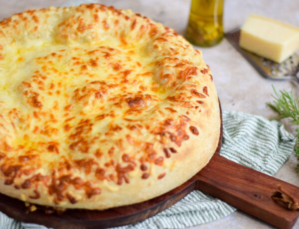 Cheesy bread met knoflookolie