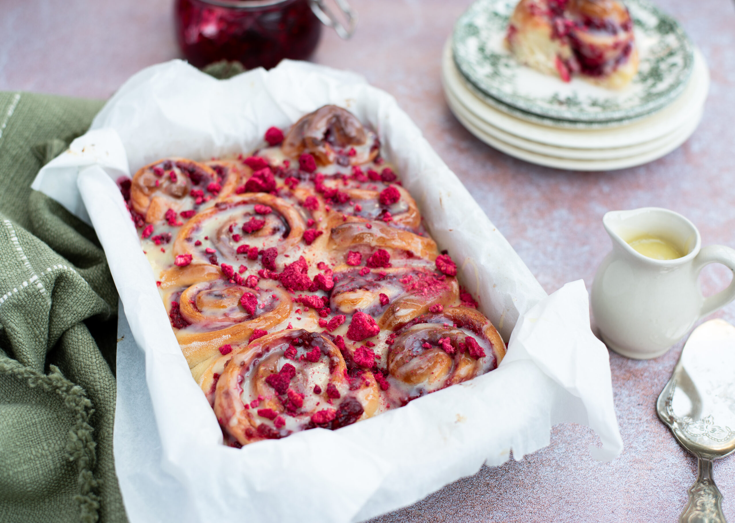 Rolling Raspberry Raspberry rolls - Doortjes Keuken