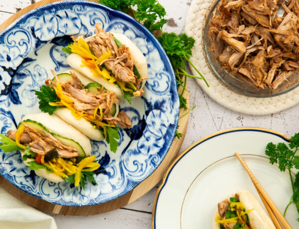 Bao bun pulled pork