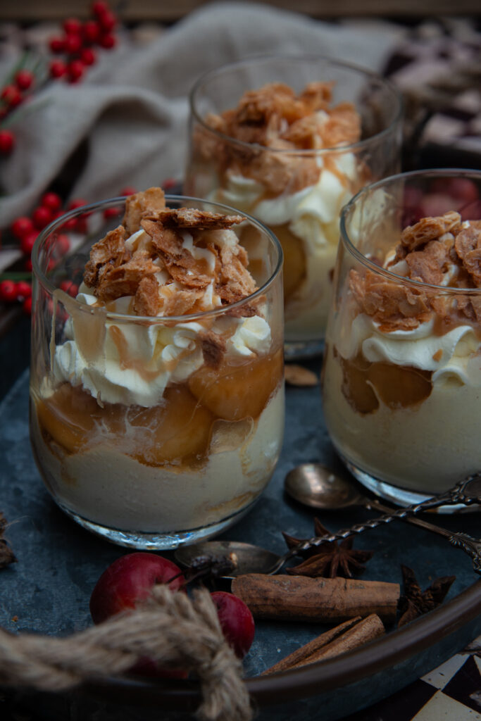 Vanille ijs met stoofappeltjes