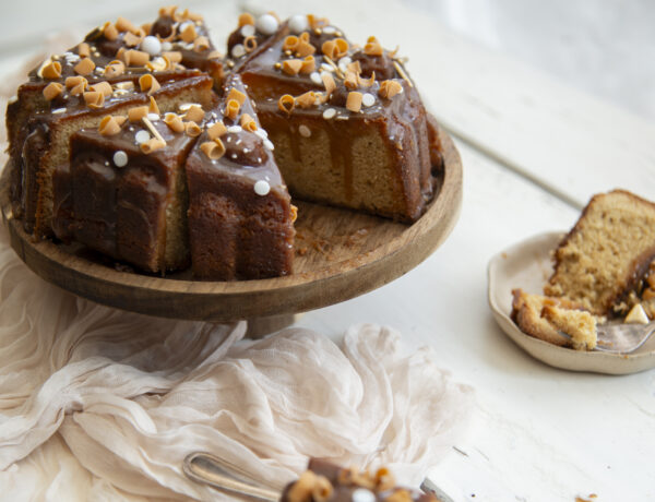 Sticky karamelcake